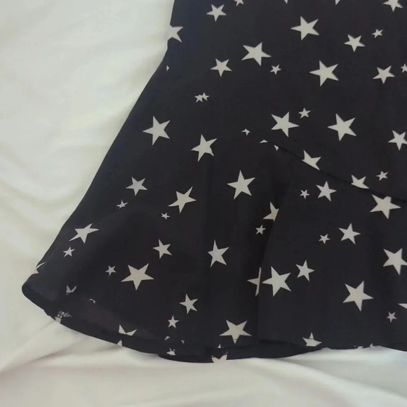 NWT Nasty Gal Star-T As You Mean To Go On Mini Skirt Color Black/White Size 2 - Picture 5 of 15